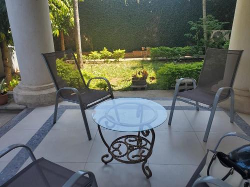 Chinandega House | Casona Blanca Guesthouse