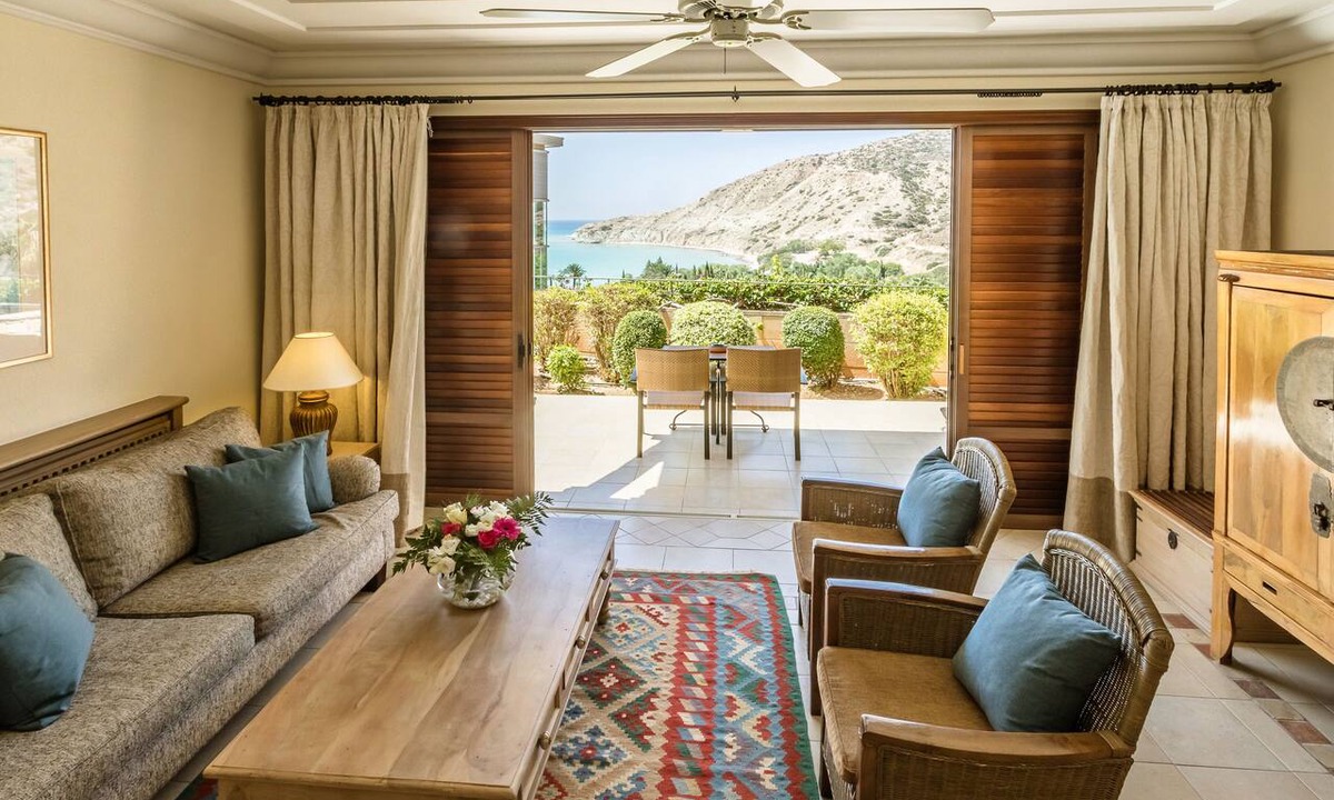 Pissouri Resort | Columbia Beach Resort