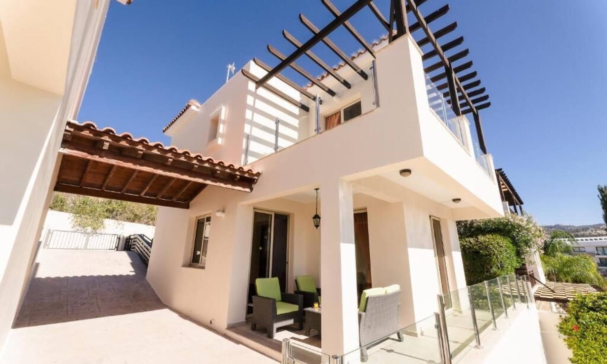Pegeia Villa | CORAL BAY!VIEWS! TWO BED BEAUTIFUL VILLA, POOL, A.CON, WIFI,NR RESTAURANTS, BARS