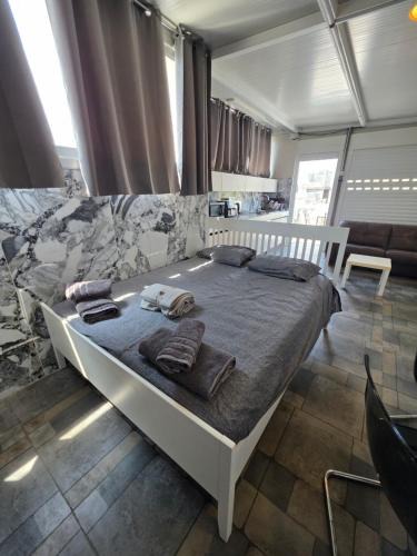 Kato Polemidia Apartment | Costas Court