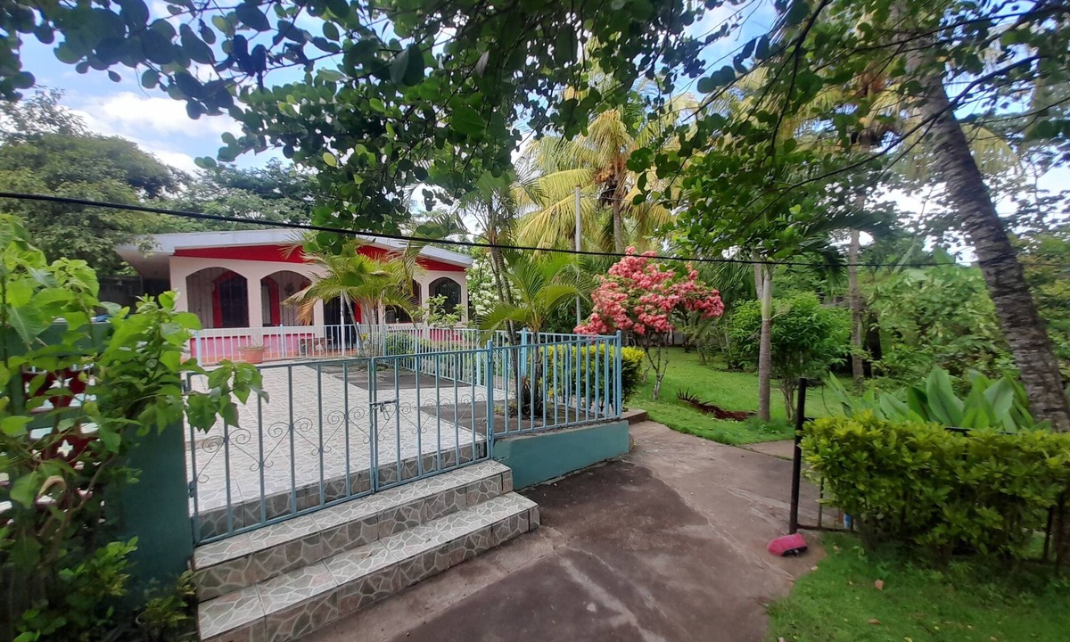 Masaya Apartment | Cozy cabin in quaint Masaya with AC. 25 min from Managua