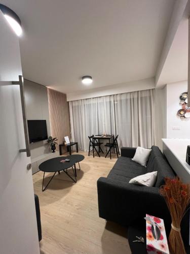 Strovolos Apartment | Daniela's modern apartment
