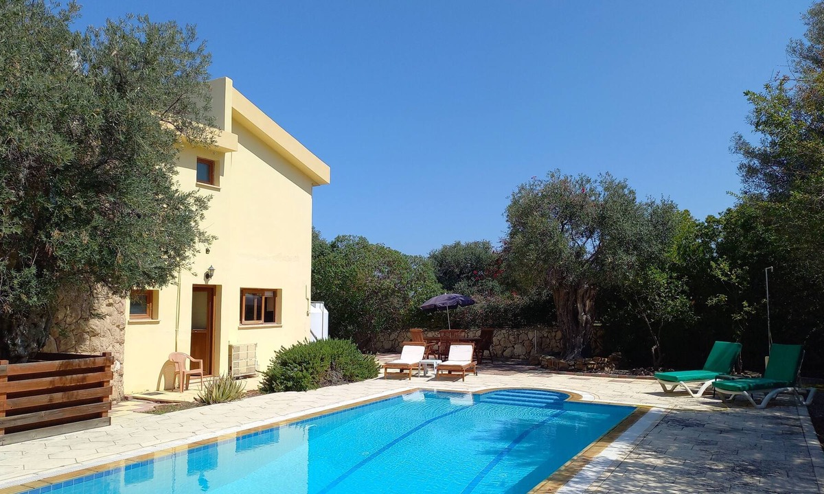 Esentepe Villa | Deluxe executive seaside villa with 3 bedrooms and private pool