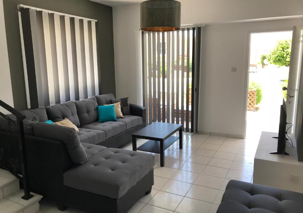 Universal House | Diana Townhouse 5