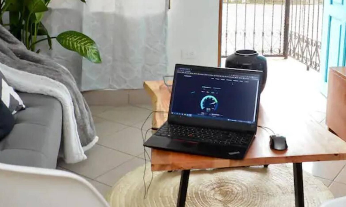 Granada House | Double Queen Suite w/parking near La Calzada +Wifi
