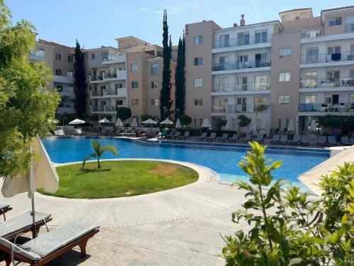 Universal House | Elysia Breeze 2 Bed town house