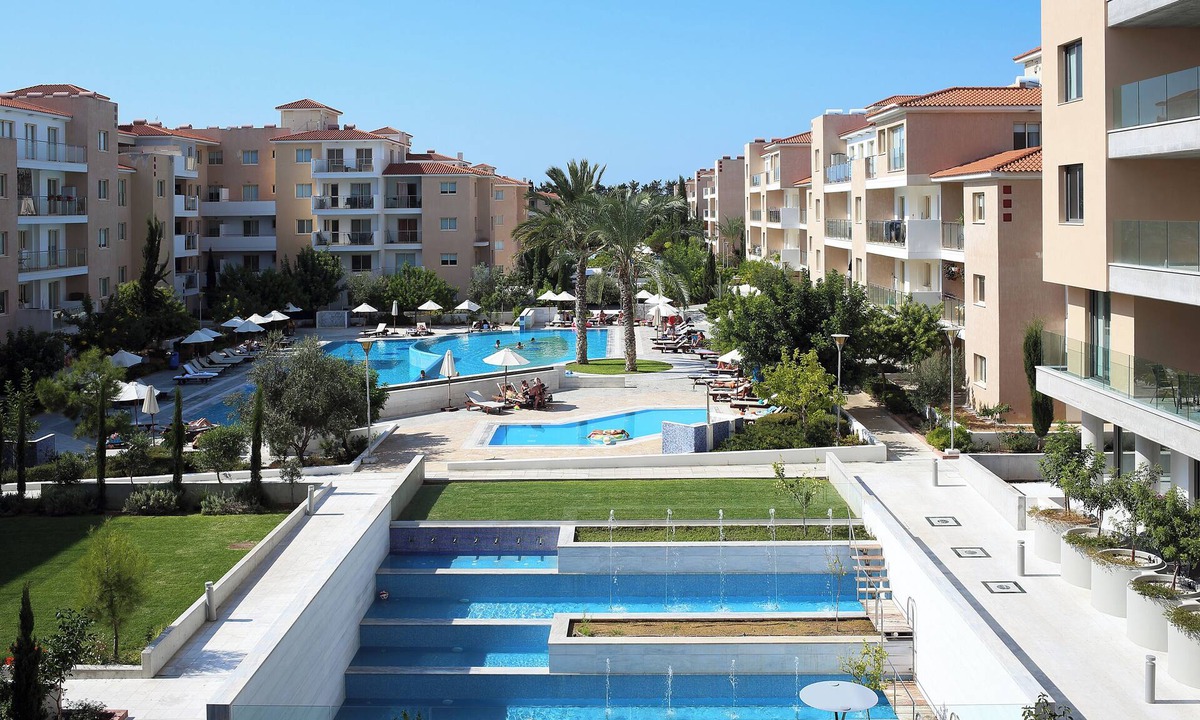 Universal Apartment | Elysia Park Premium