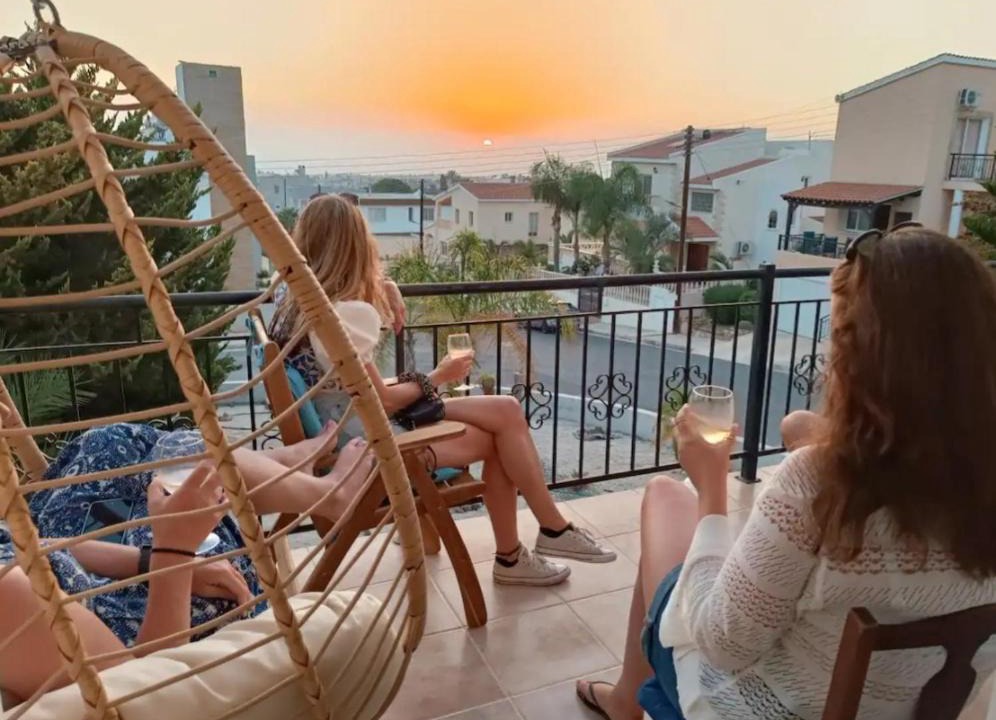 Emba Villa | EMPA SUNSET VIEWS VILLA