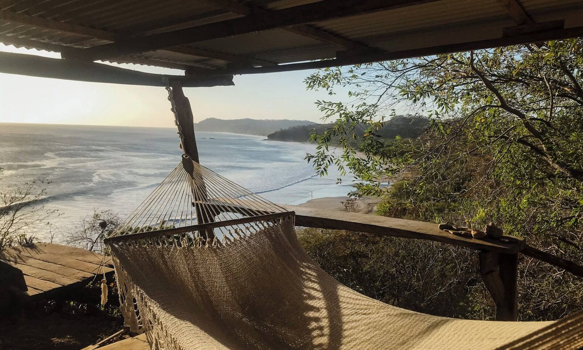 El Gigante Cabin | Enchanting cabin with amazing beach views in Gigante, Tola