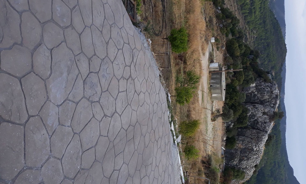 Vasa Koilaniou Apartment | EXTREME VIEW CAFE RESTAURANT AND ROOMS TO LET