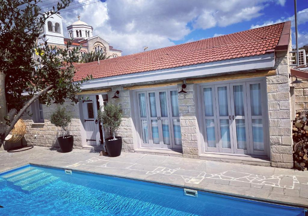 Pachna House | Fig&Olive Luxury one bedroom boutique in Pachna