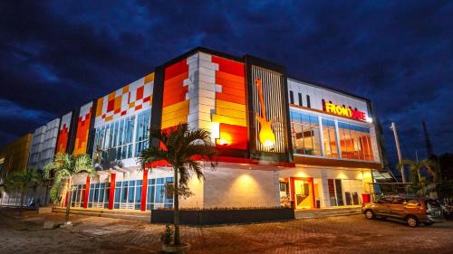 Muntilan Hotel | Front One Budget Muntilan