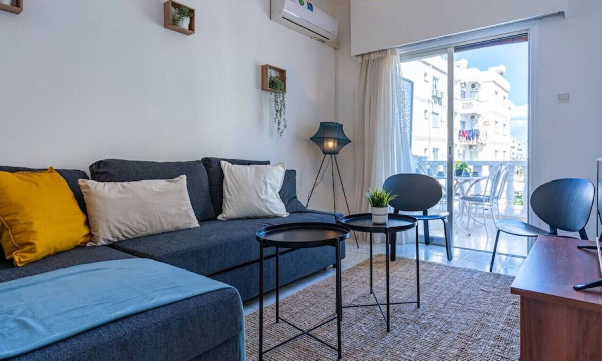 Skala Apartment | Groovy 1-Bedroom Apartment in Larnaca