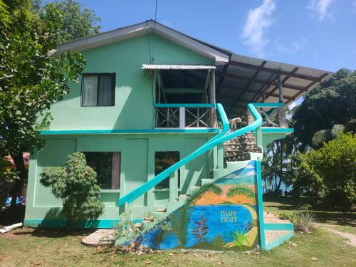 Corn Island House | Guesthouse Island Escape