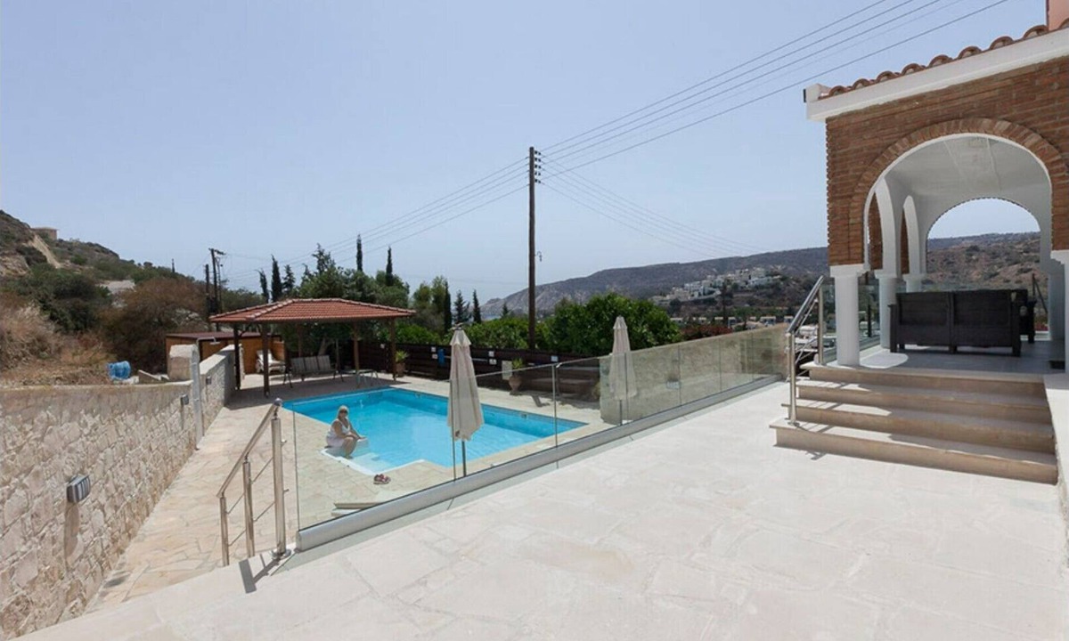Pissouri Villa | Heavens Edge 2 Bedroom Villa with Pool, Pissouri Bay, Cyprus. CTO Licence 4591