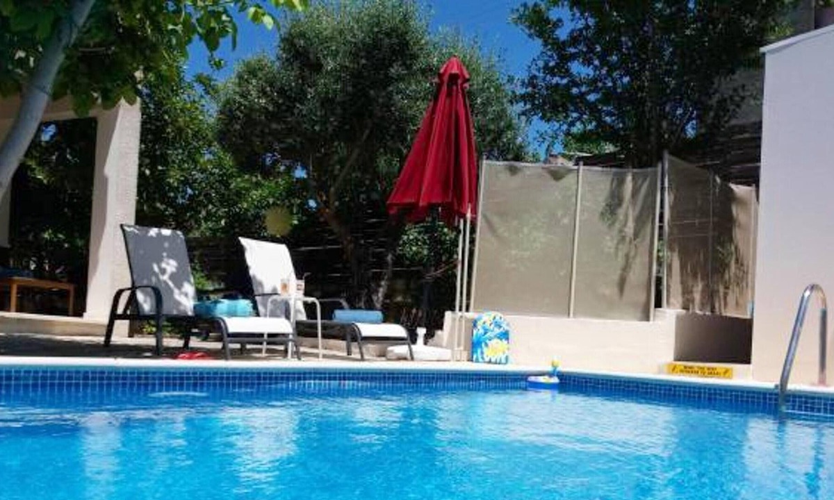 Kritou Tera House | Homerez - Spacious house 10 km away from the beach for 6 ppl. with swimming-pool