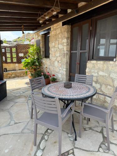 Pissouri House | 'I Folia' Village house with roof garden and terrace