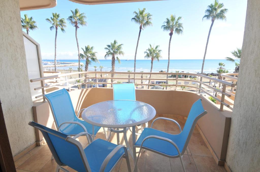 Larnaca City Centre Apartment | Ithaki Phinikoudes Apartment No. 201