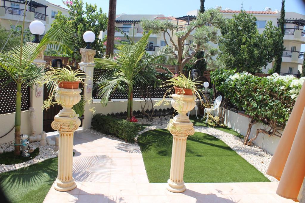 Universal House | Ivoton home