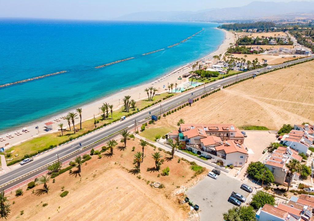 Latsi Apartment | Kate's Latchi Beachfront Apartment 2 by Ezoria