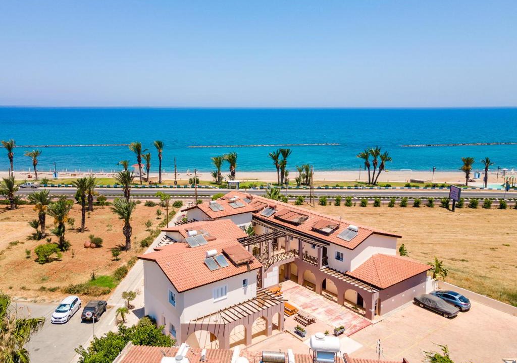 Latsi Apartment | Kate's Latchi Beachfront Apartment 104 by Ezoria