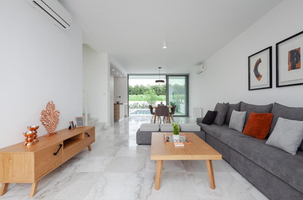 Emba Villa | Kinyras 1 Villa 7