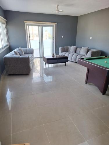 Oroklini Apartment | Larnaca penthouse