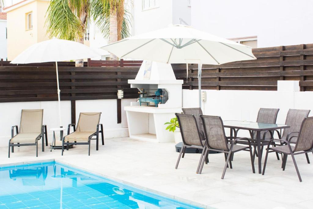 Kapparis Villa | Lemon Tree Villa