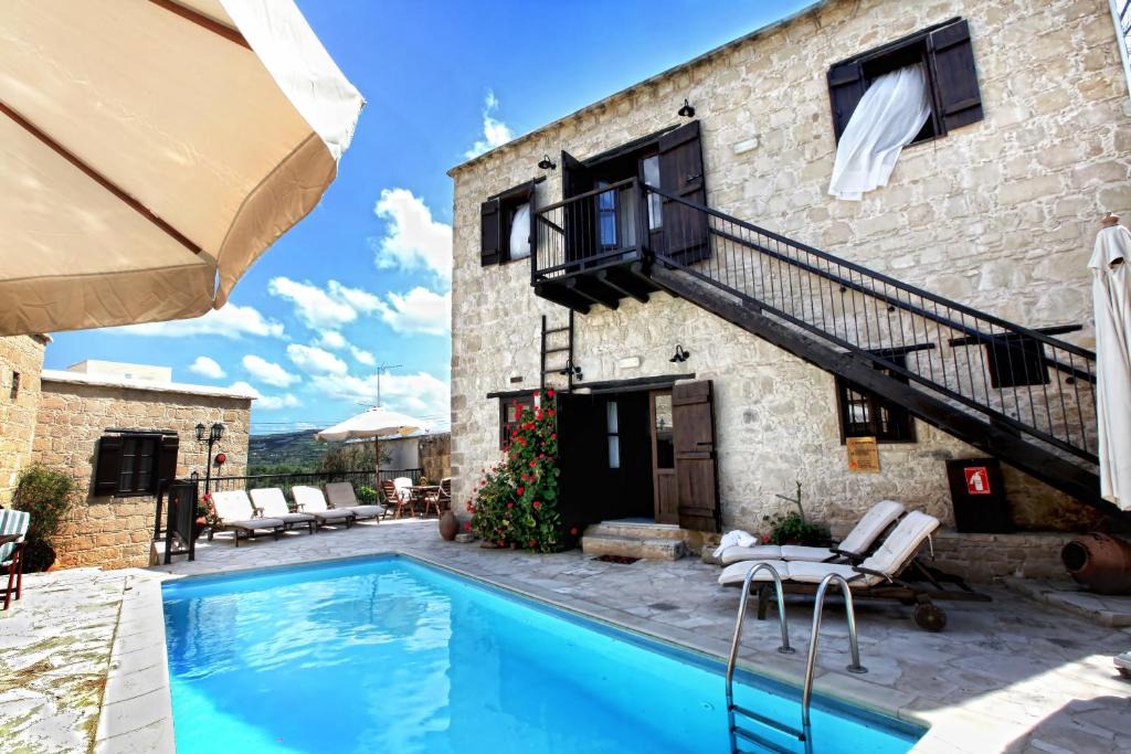 Goudi House | Leonidas Village Houses