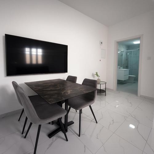 Old Town of Limassol Apartment | Limassol Centr Apartament