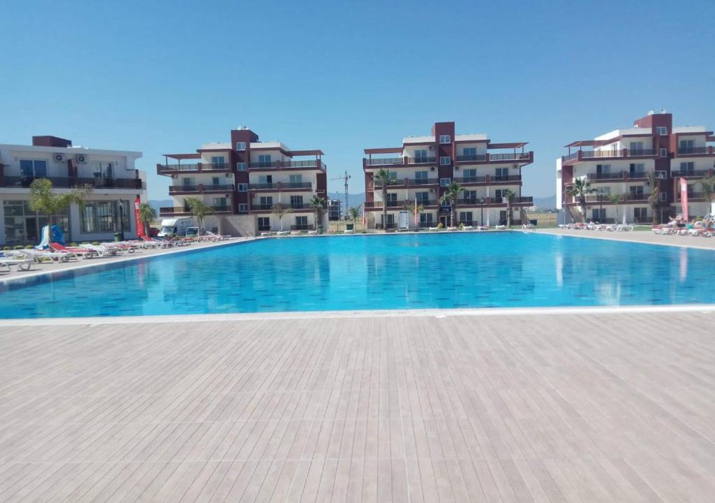 Trikomo Apartment | Long Beach Royalsun