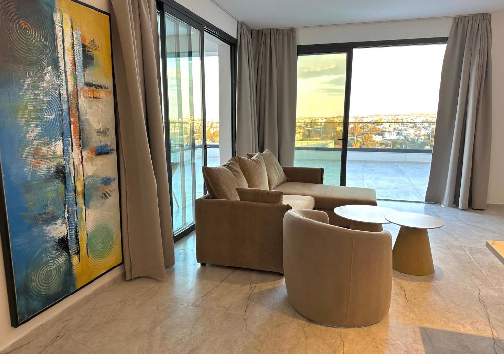 Lakatamia Apartment | Lux Level 4 Penthouse Tower 206