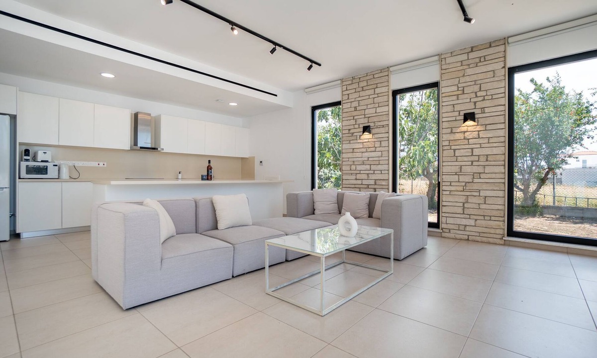 Pegeia Villa | Luxury Oasis Villa - Four Bedroom Villa, Sleeps 8