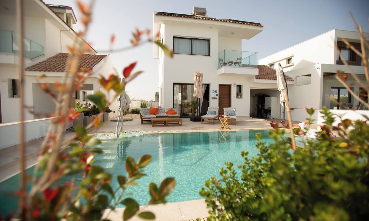 Softades House | Luxury Sea-View Villa with Private Pool & Coastal Charm in Larnaca. Book now!