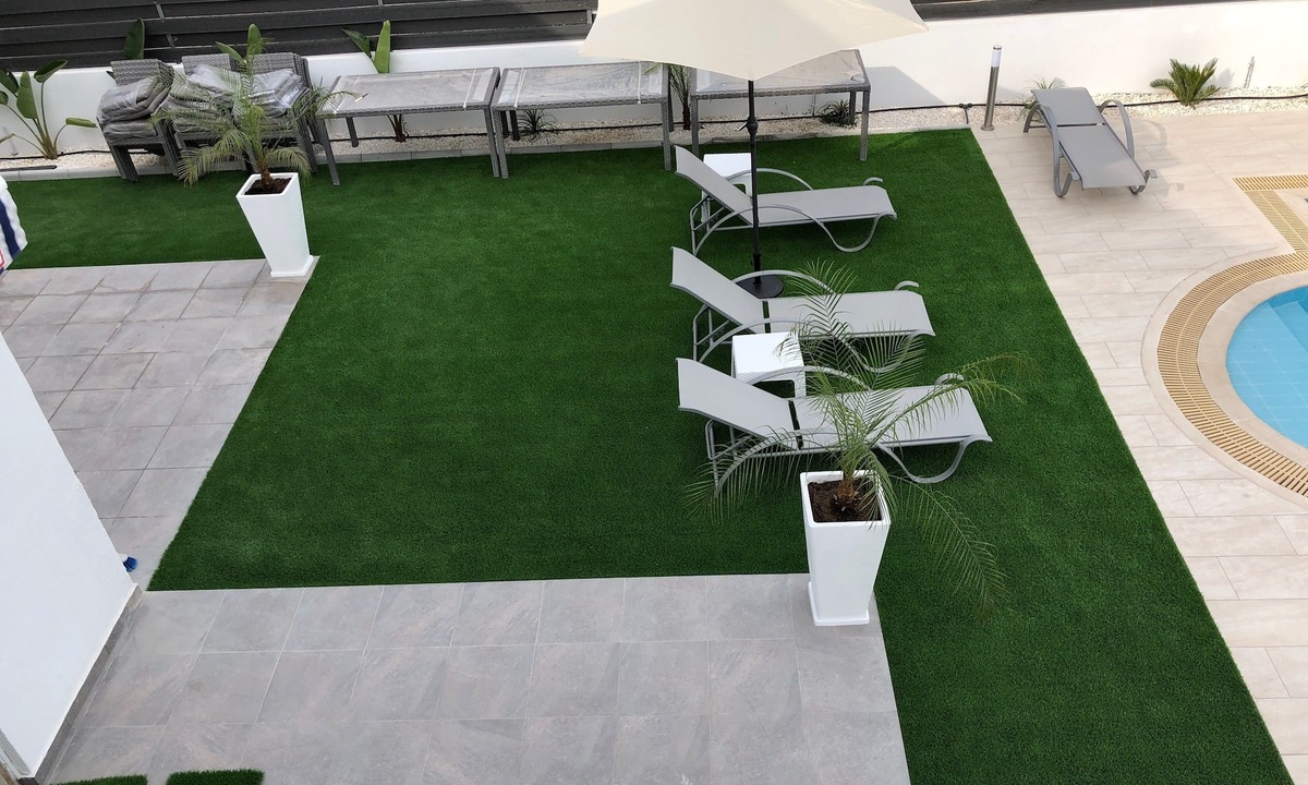 Oroklini Apartment | Luxury Self Catering Apartment With Heated Pool