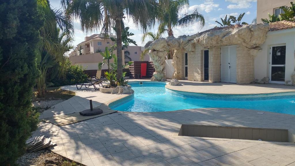 Tersefanou Apartment | Majestic Gardens 1, C101