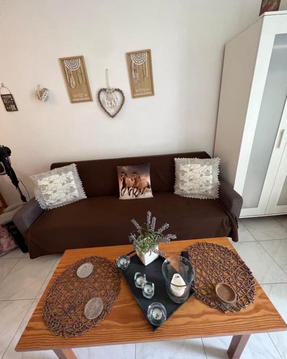 Skala House | Makenzy 12