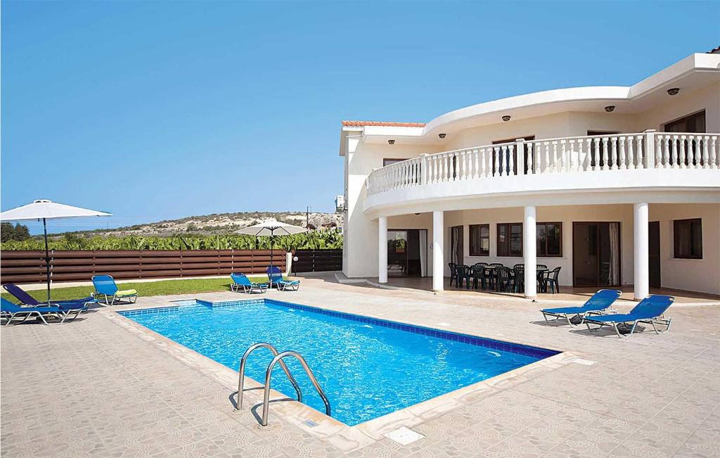 Peyia Town House | Mariam