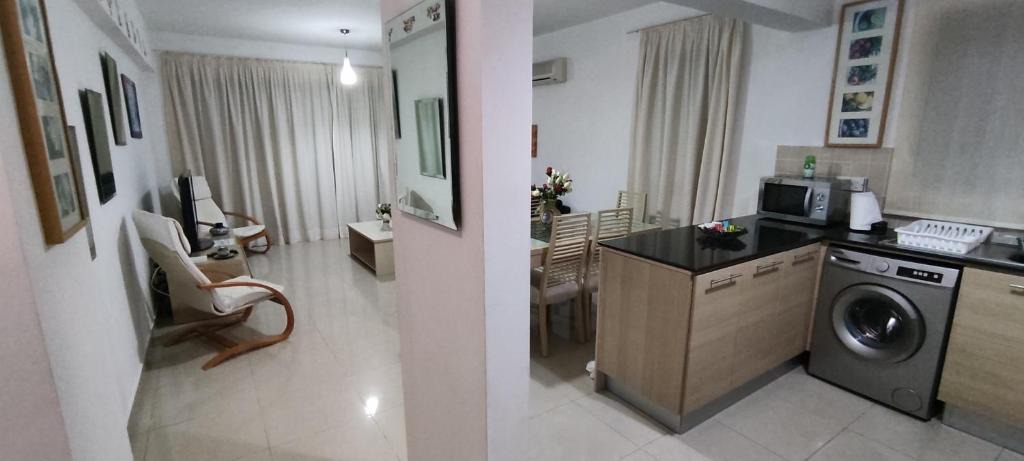 Mazotos Apartment | Mazotos Hilltop Apartment-FREE Welcome Package