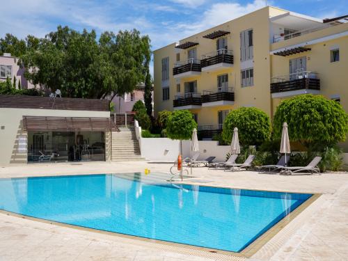 Agios Tychon Apartment | Mediterranean Escape - Coastal 2-Bedroom Apartment Limassol