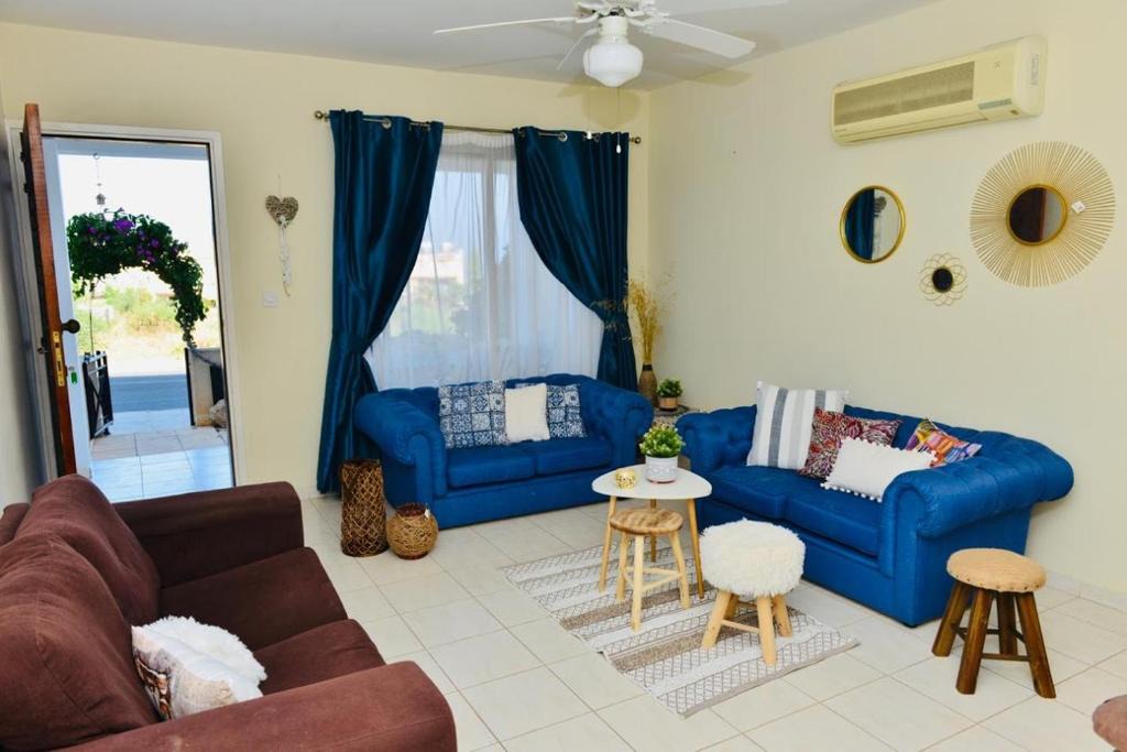 Melanos House | Melanos townhouse with sea view