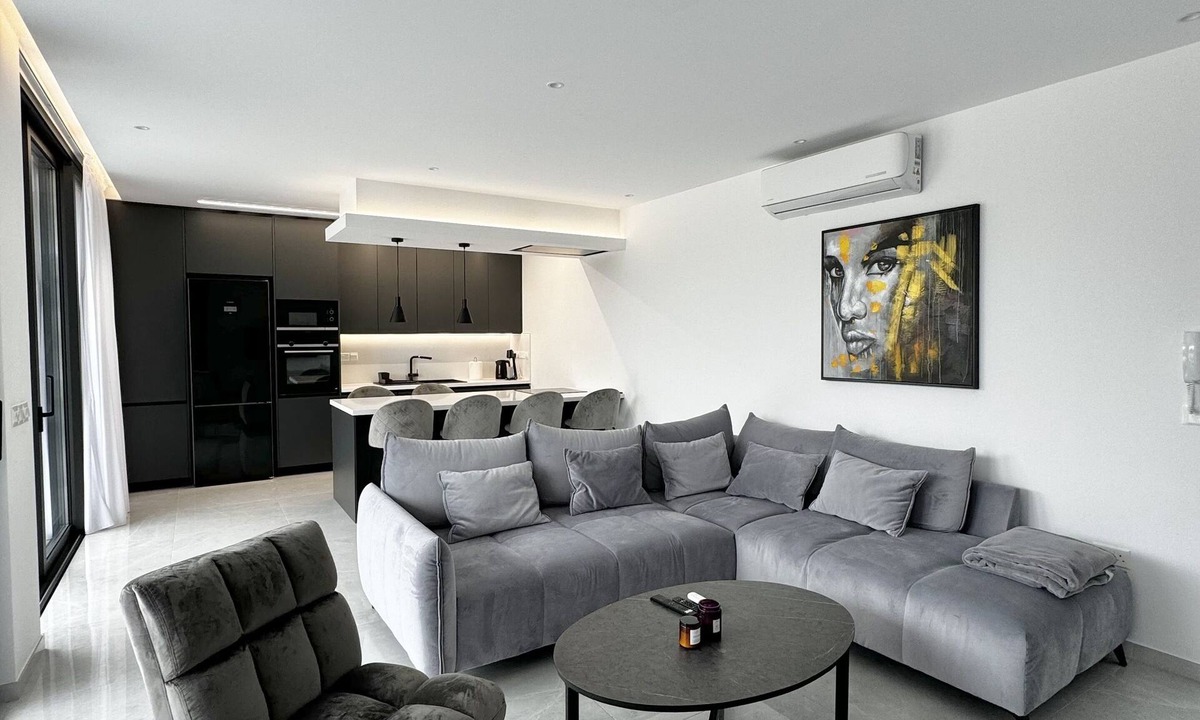Pareklisia House | Modern 2 Bedroom house