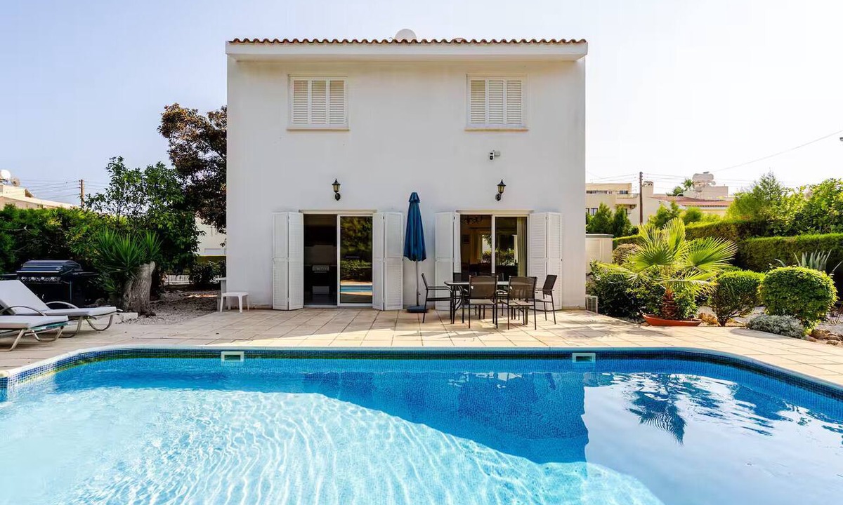 Peyia Town Villa | New Cyprus 3BR Villa Private Pool Best Sandy Beach by the Sea