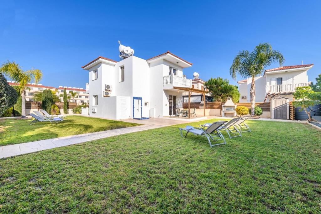 Ayia Napa Villa | Nissi Gardens Villa