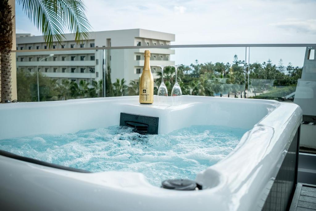 Ayia Napa Apartment | Nissi Golden Sands Paradi