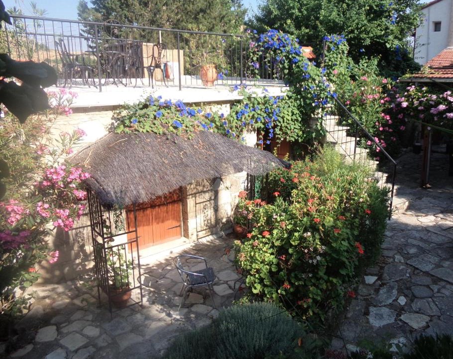 Lemona House | Oleander Stone House