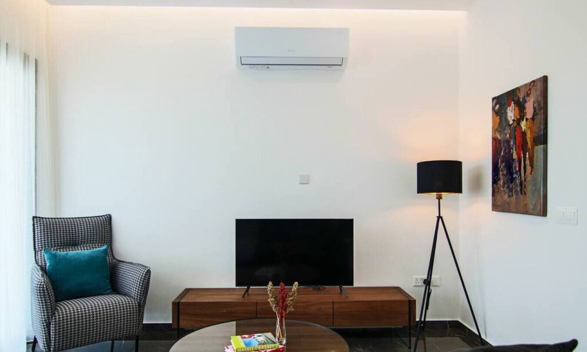 Agios Athanasios Apartment | Phaedrus Living: City View Anna Residence 101