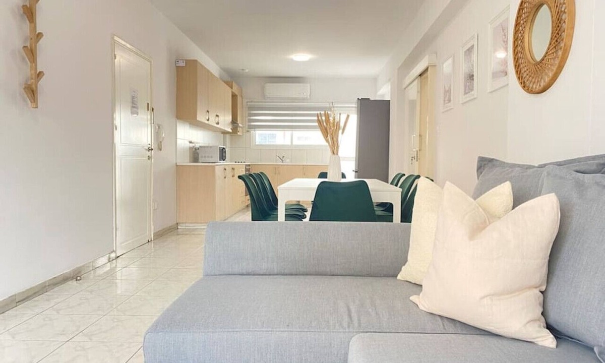 Limassol Apartment | Phaedrus Living: Down Town Flat Stephania 302