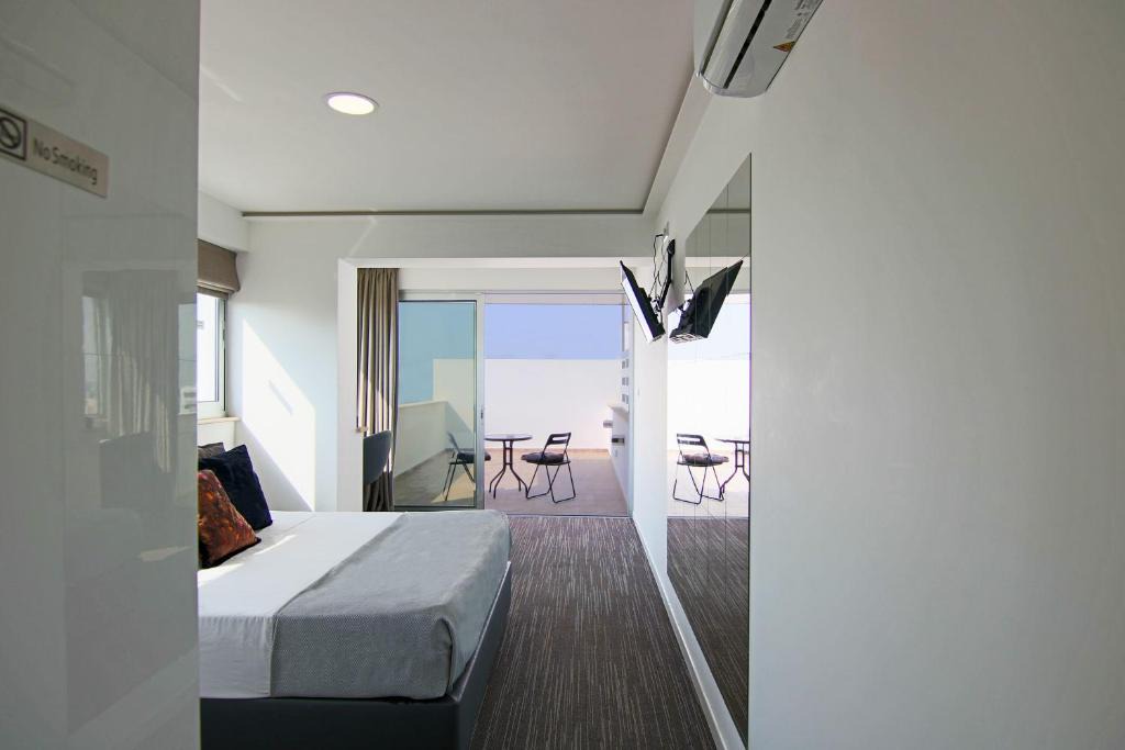 Acropolis Apartment | Phaedrus Living: Luxury Suite Nicosia 503