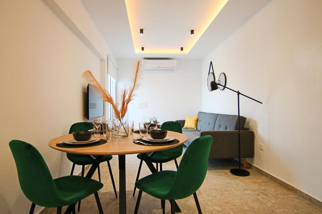 Paphos Apartment | Phaedrus Living: Seaside Luxury Flat Lighthouse 69
